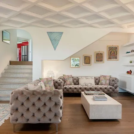 Villa Puntaldia *