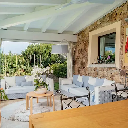 Villa Puntaldia ヴィラ *