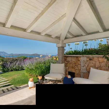 Villa Puntaldia Villa *