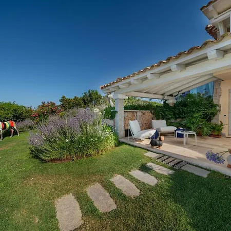 Villa Puntaldia ヴィラ プンタルディア