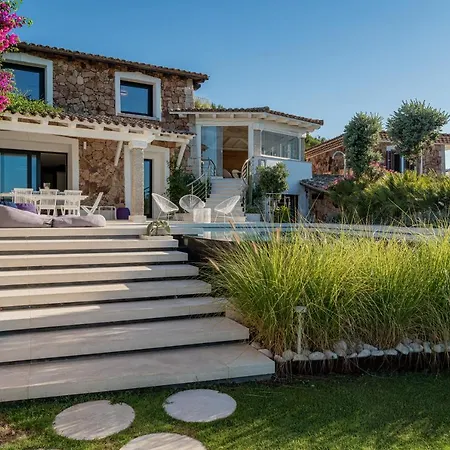 Villa Puntaldia *